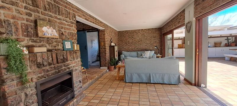 4 Bedroom Property for Sale in Dormehls Drift Western Cape